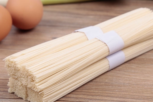 手工面的干燥，使用高溫烘干除濕機